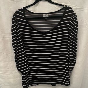 Worthington- Size 2x - Black and White Striped Top